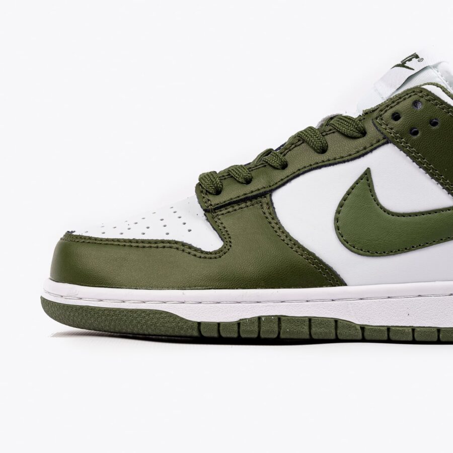 Nike Dunk Low WMNS Medium Olive 1