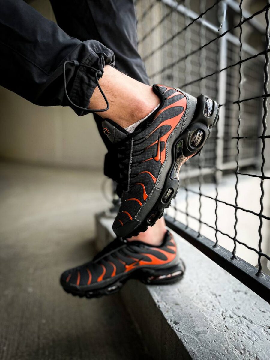 Nike TN Air Max Plus Black Orange