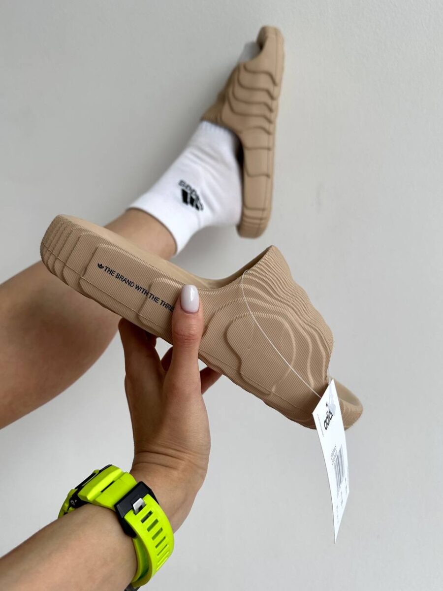 ADIDAS ADILETTE 22 SLIDES BEIGE 1