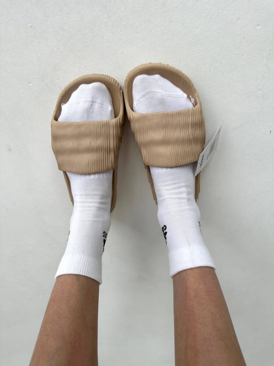 ADIDAS ADILETTE 22 SLIDES BEIGE 6