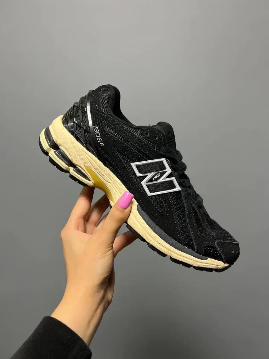 New Balance 1906R Black Taos Taupe