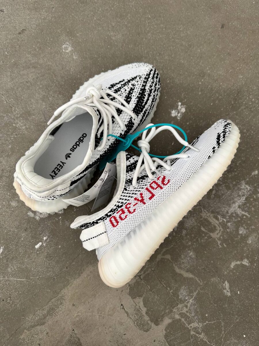 ADIDAS YEEZY BOOST V2 350 ZEBRA 3