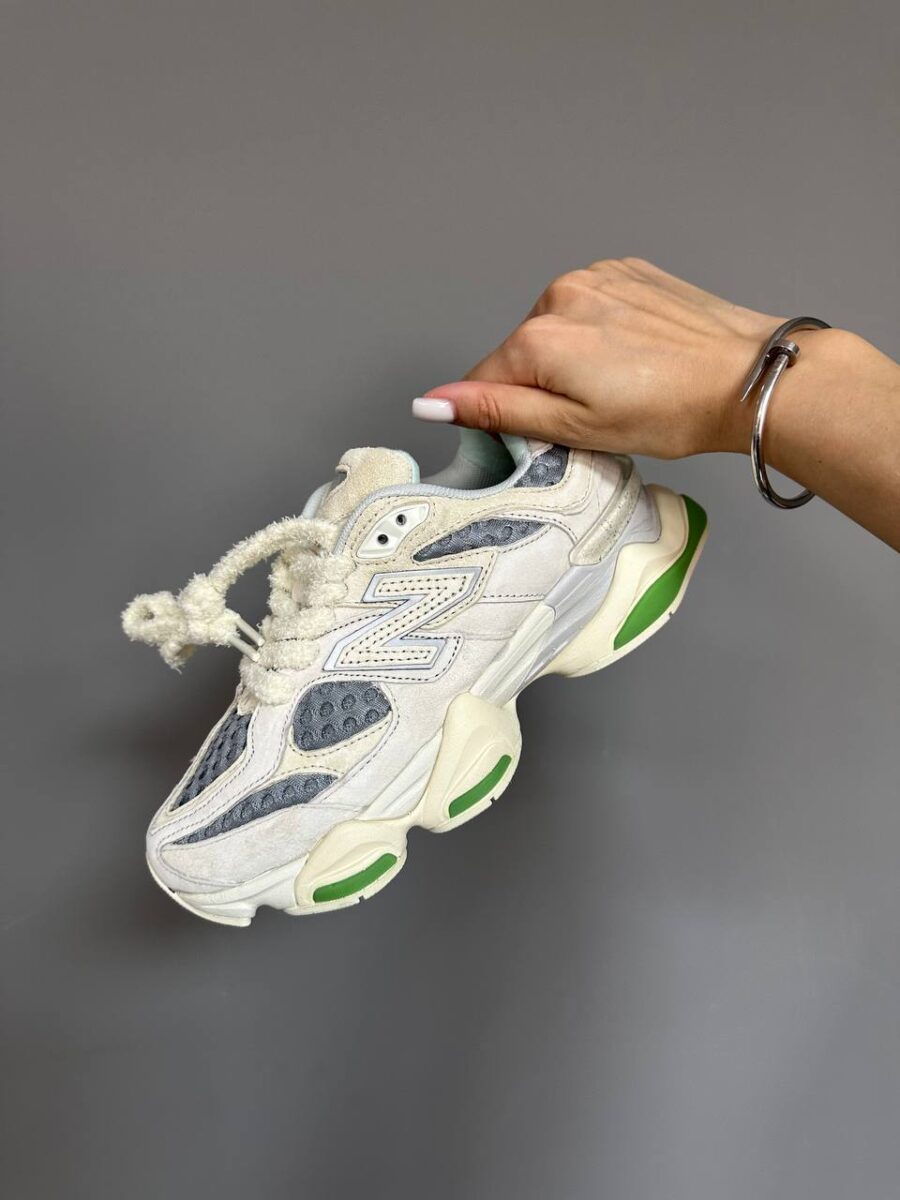 NEW BALANCE 9060  BRICKS WOOD 6