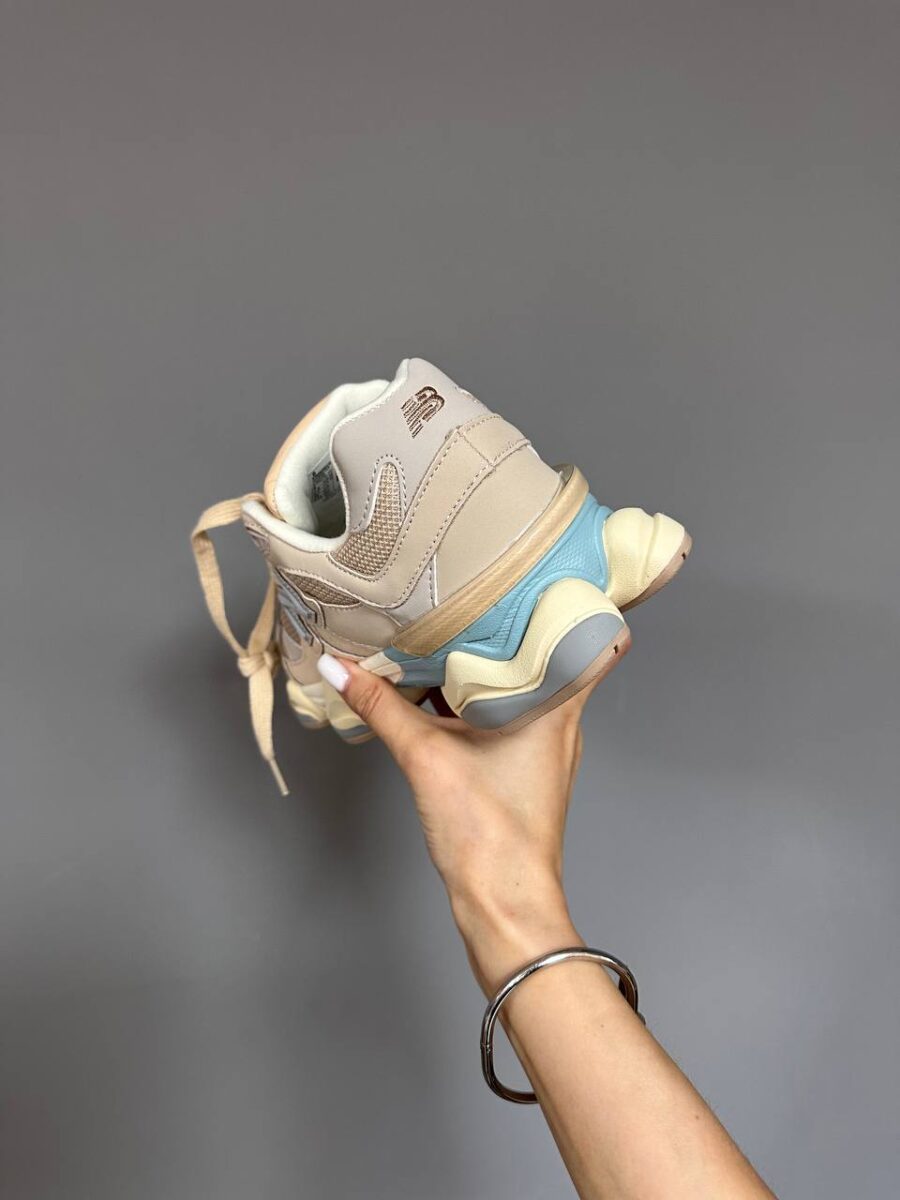 NEW BALANCE 9060 IVORY CREAM PINK SAND 4