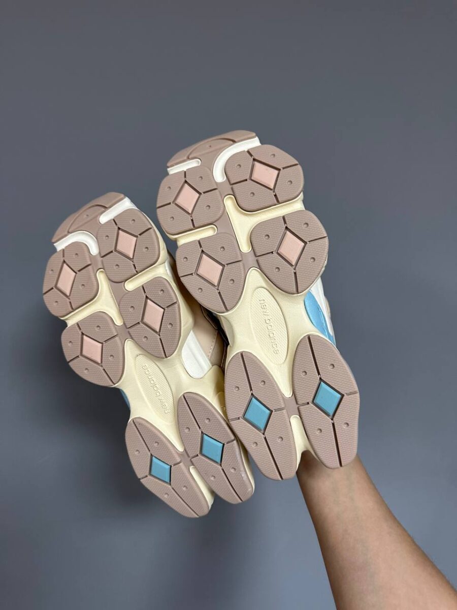 NEW BALANCE 9060 IVORY CREAM PINK SAND 5