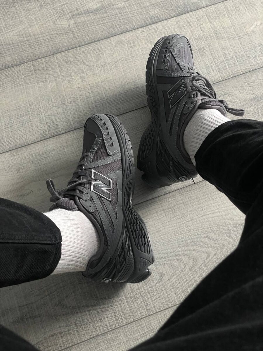 NEW BALANCE 1906R Cordura Magnet 1