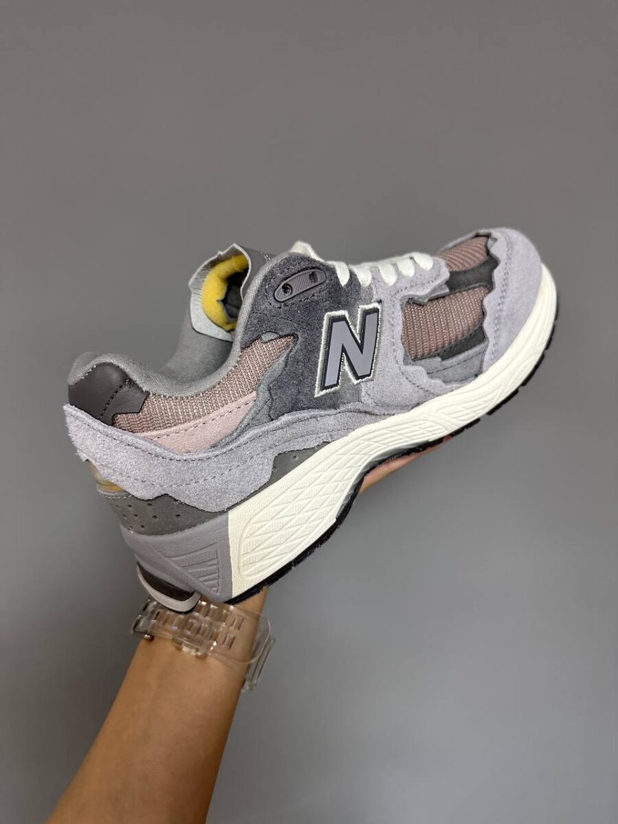 NEW BALANCE 2002R DUSTY LILAC 4