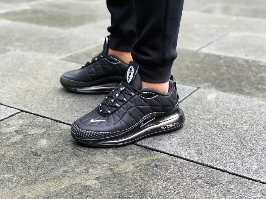 Nike Air Max 720-818 Black