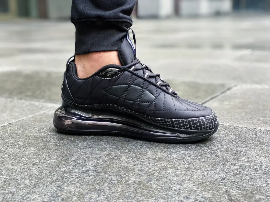Nike Air Max 720-818 Black