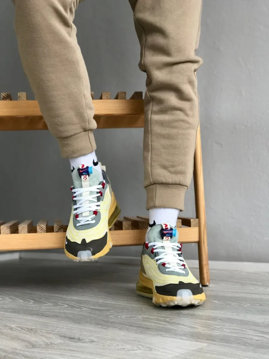 Nike Air Max 270 React x Travis Scott Cactus Trails