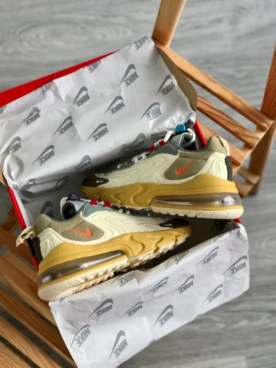 Nike Air Max 270 React x Travis Scott Cactus Trails