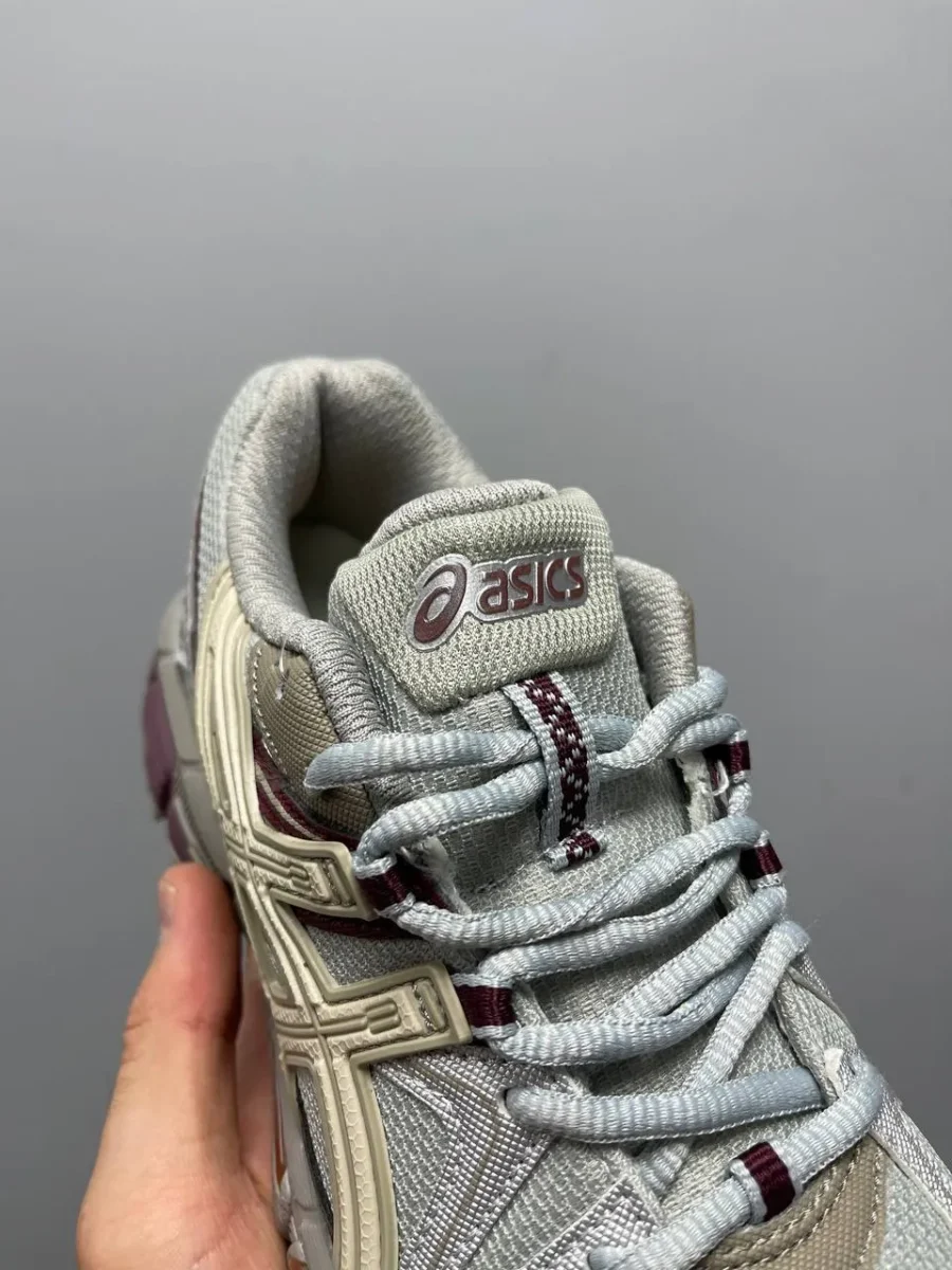 Asics Gel-Kahana 8 Grey Burgundy