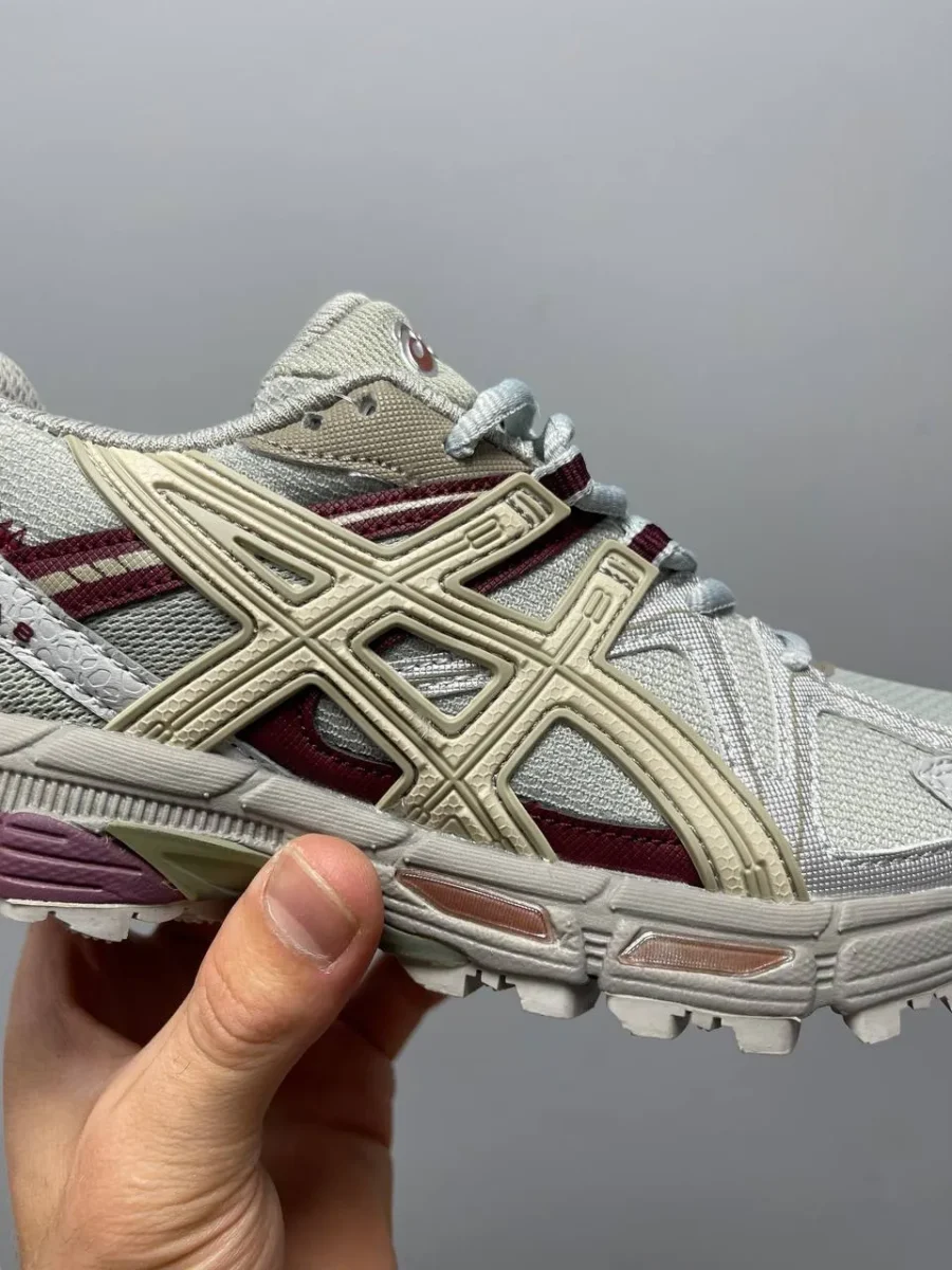 Asics Gel-Kahana 8 Grey Burgundy
