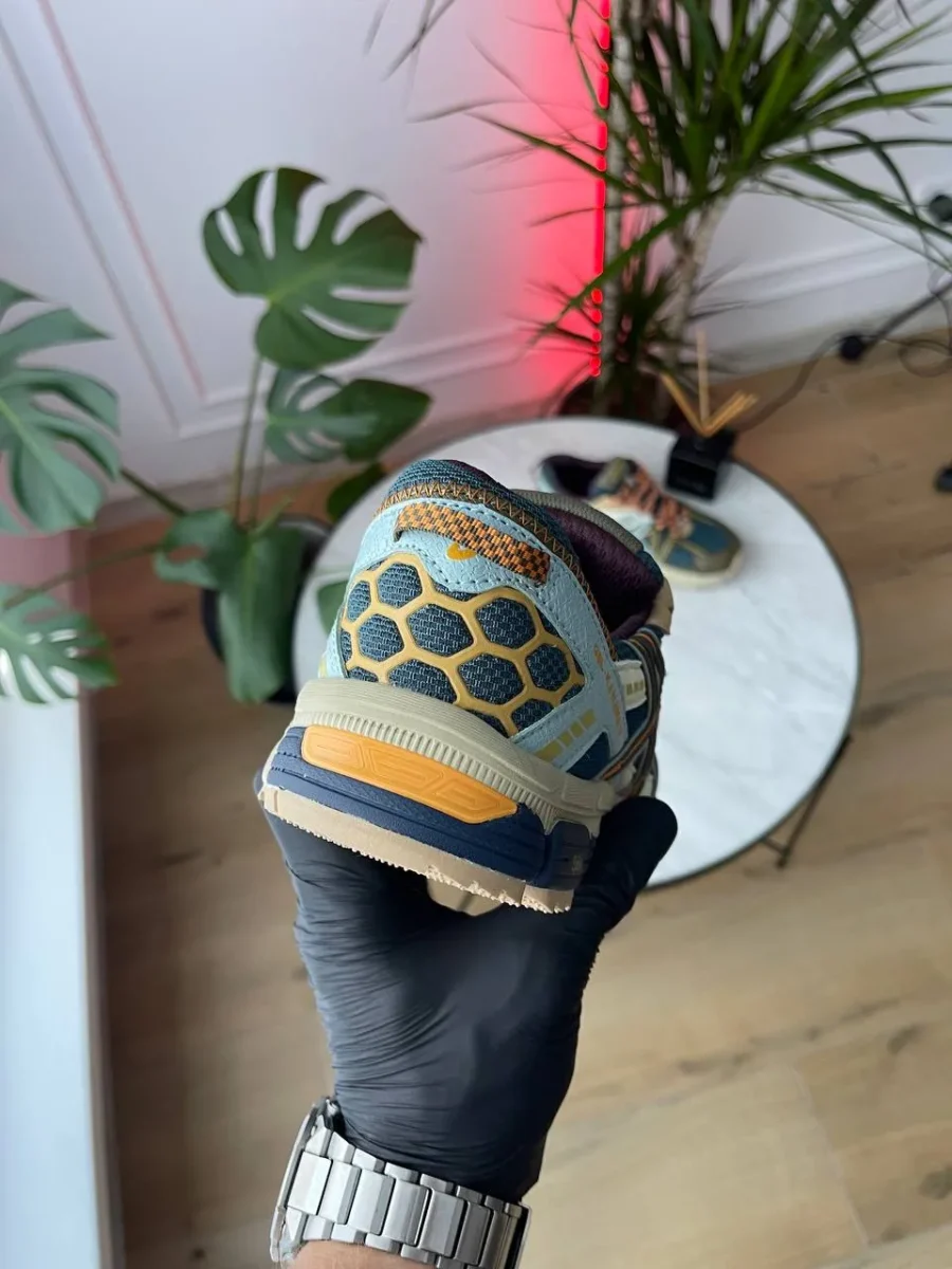 Asics Gel-Kahana 8 Haki 1011B109-024