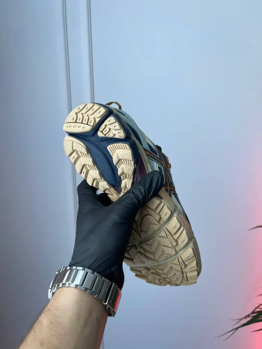 Asics Gel-Kahana 8 Haki 1011B109-024