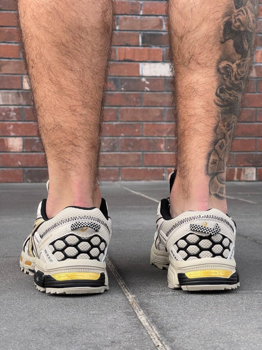 Кроссовки Asics Gel Kahana 8 Beige Gold Black