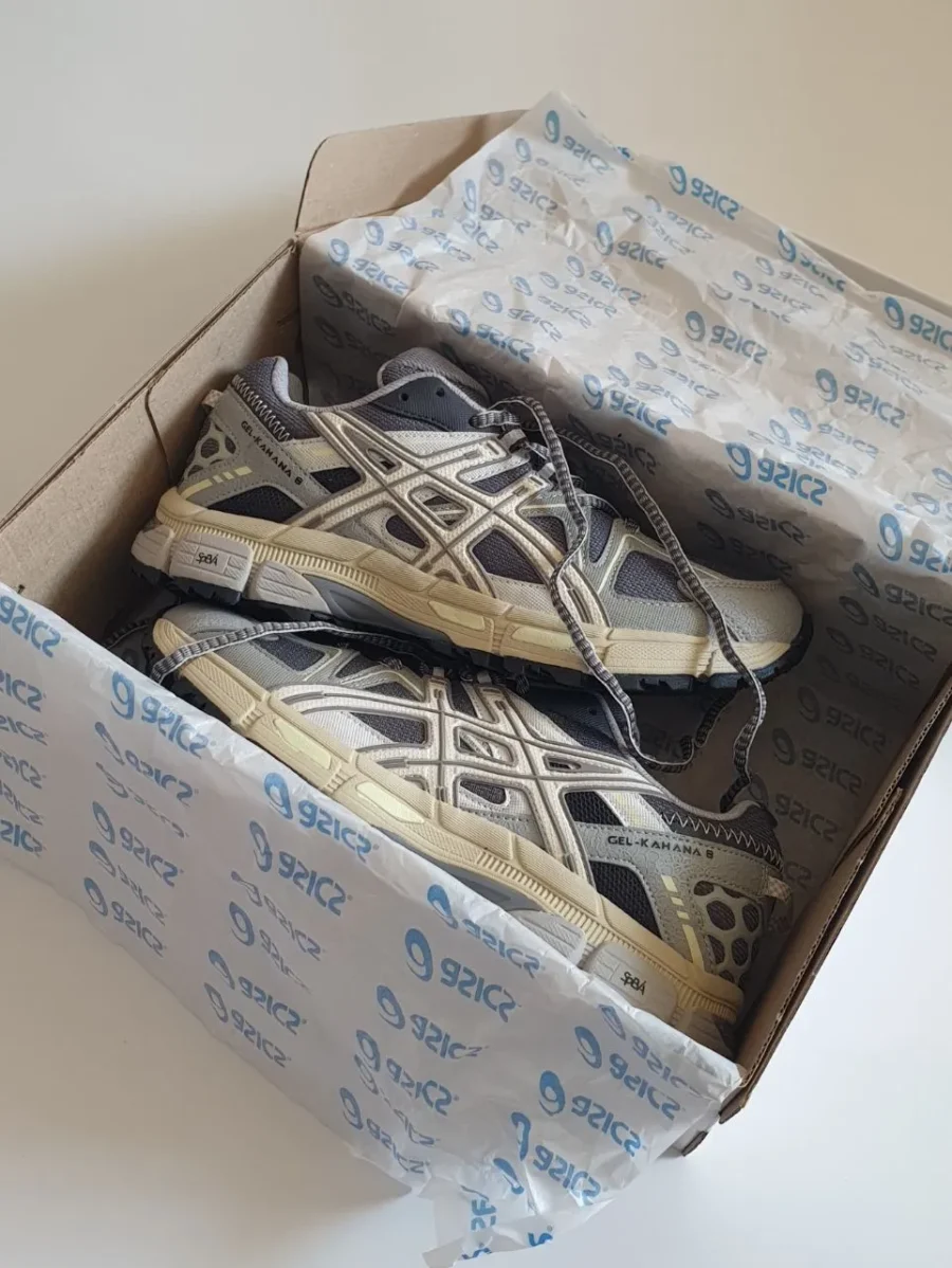 Кроссовки-Asics-Gel-Kahana-8-Grey-1011B109-031