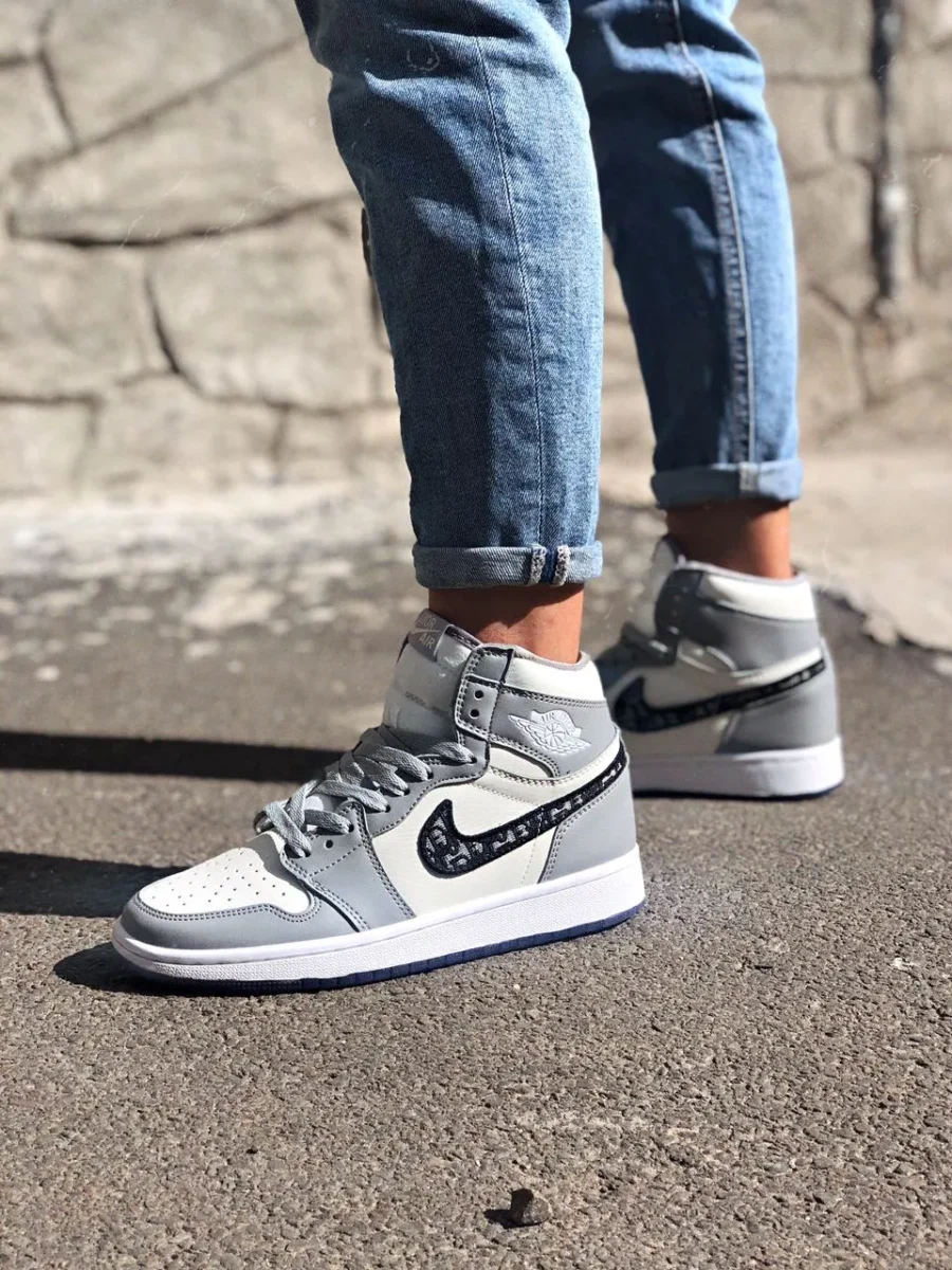 Кроссовки Nike Air Jordan 1 Retro High Dior - CN8607-002