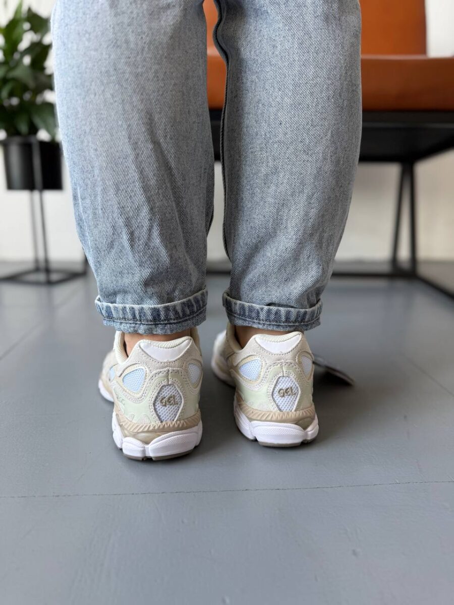 Asics Gel NYC White Feather Grey 1203A663-102