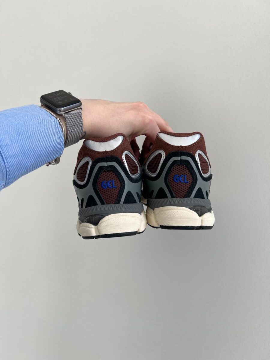 Asics Gel-NYC Reddish Brown 1203A383-200