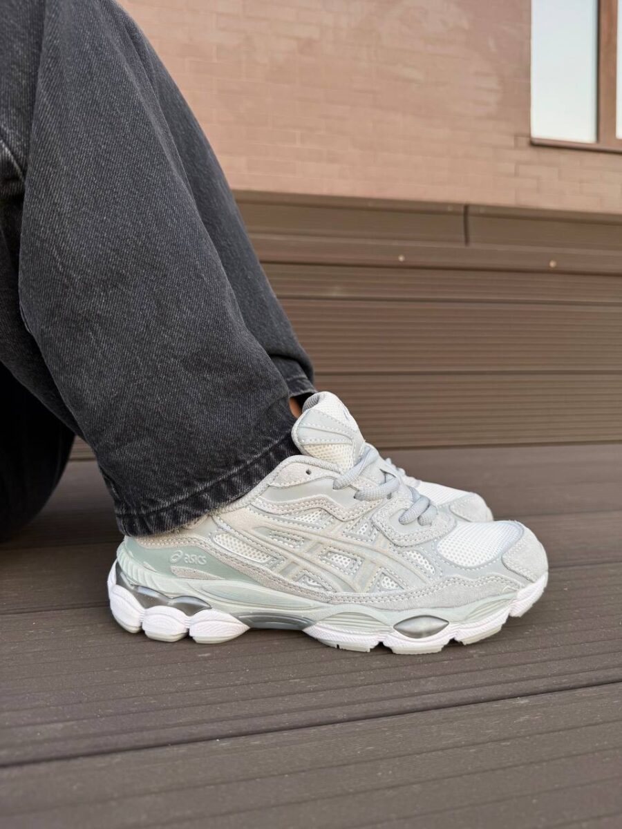 Asics Gel-Nyc Cream Grey 1203A739-100