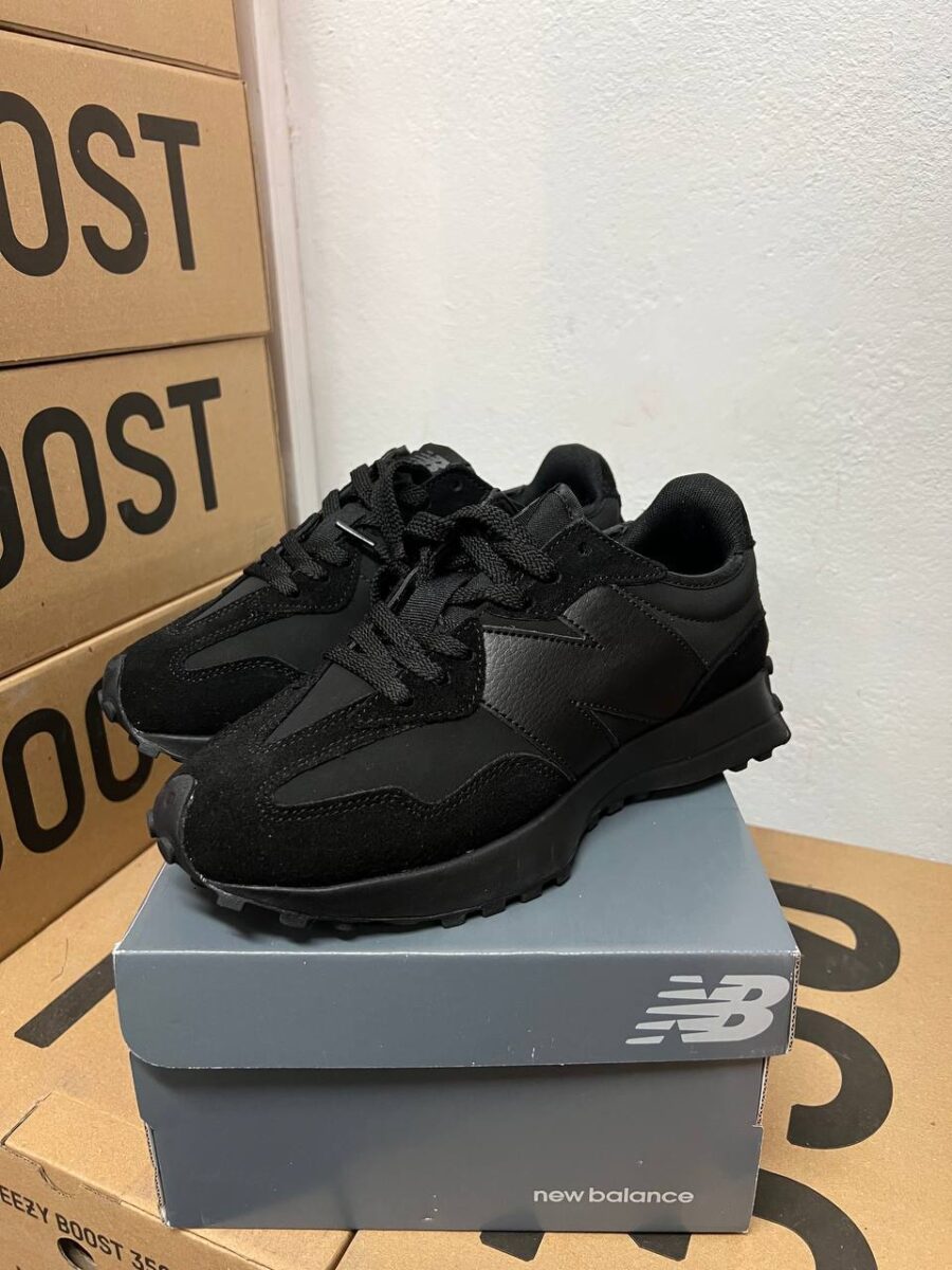 New Balance 327 Triple Black MS327LX1