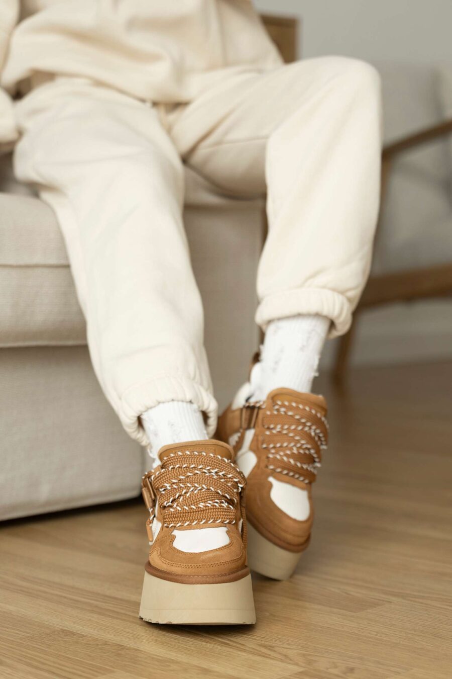 UGG Astromel Chestnut 1171541-CHE