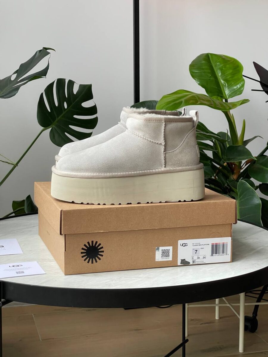UGG Classic Ultra Mini Platform Boot Seal 1135092-SEL