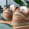 UGG Lowmel Chestnut 1144032-CHE