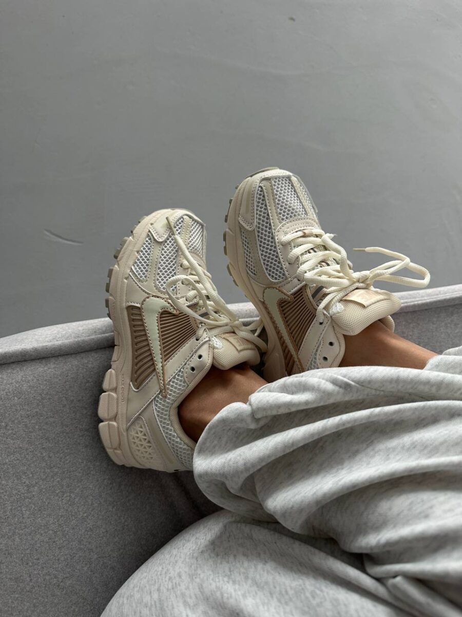 Nike Air Zoom Vomero 5 Beige FQ6868-111