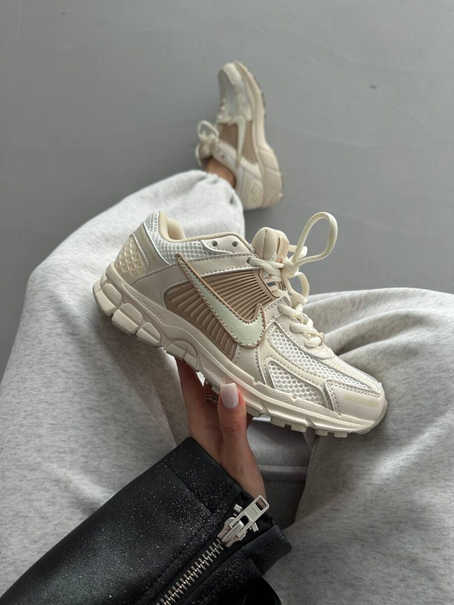 Nike Air Zoom Vomero 5 Beige FQ6868-111