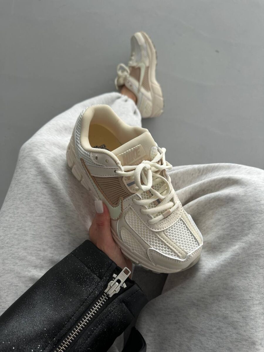 Nike Air Zoom Vomero 5 Beige FQ6868-111