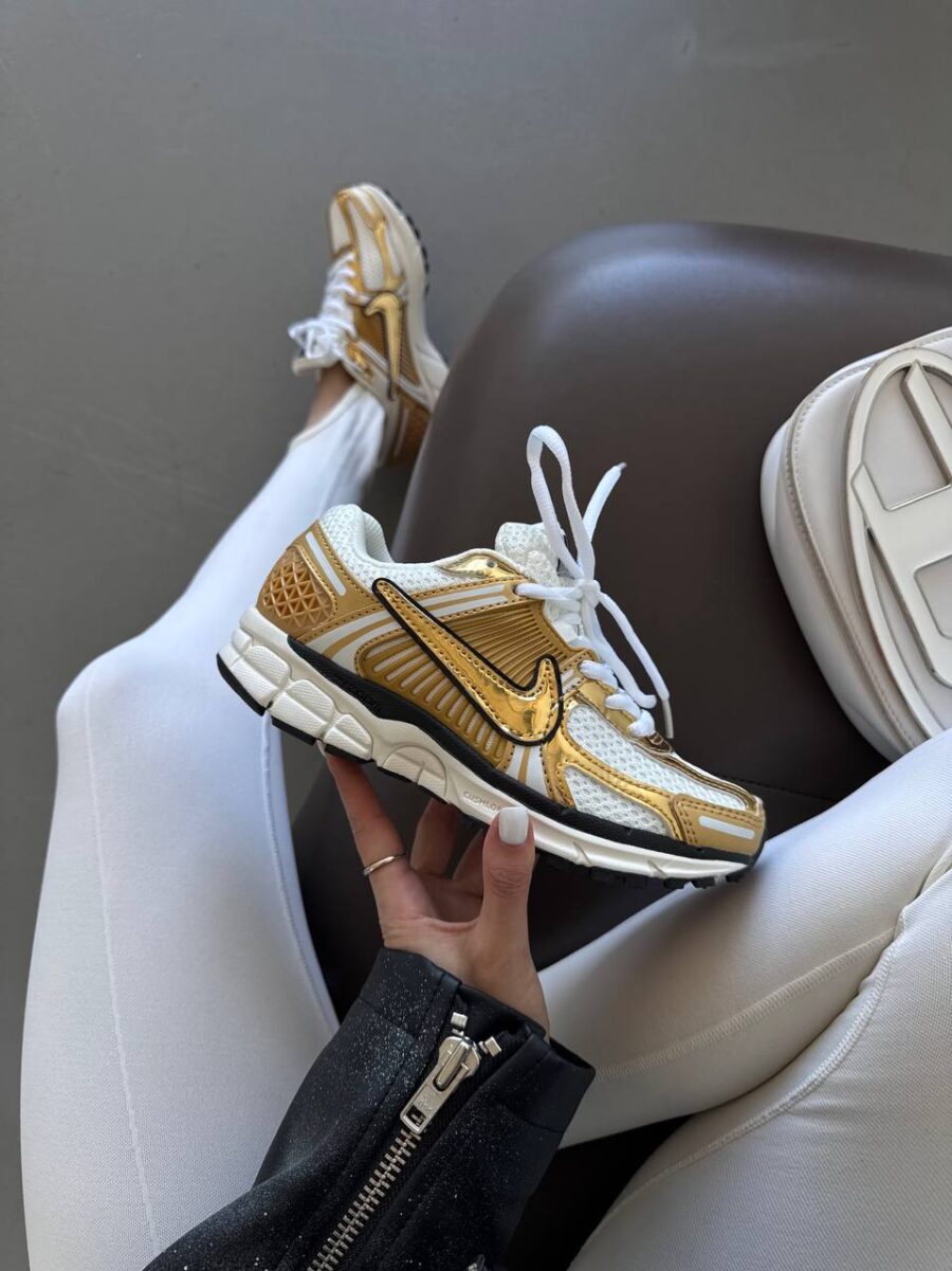 Nike Air Zoom Vomero 5 Metallic Gold HF7723-001