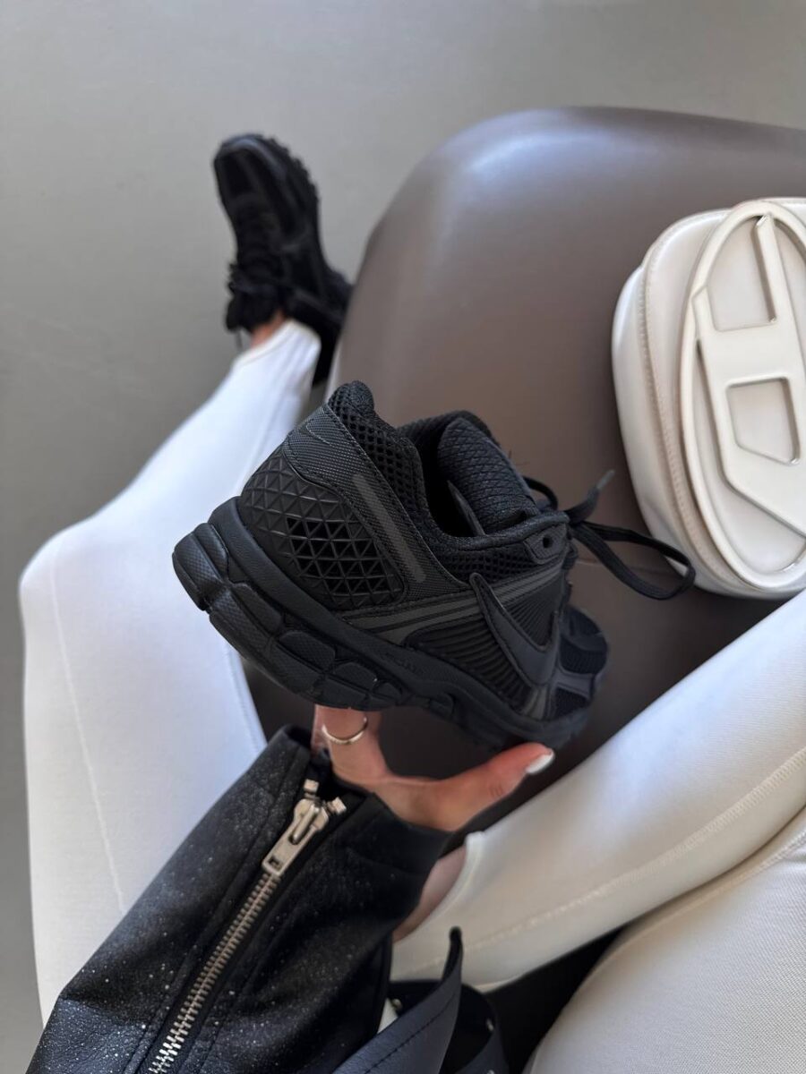 Nike Air Zoom Vomero 5 Triple Black BV1358-003