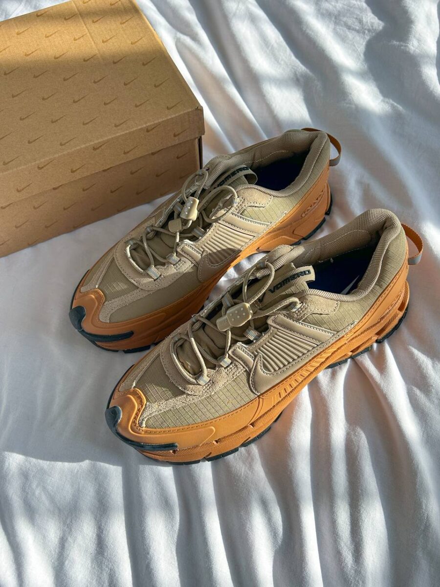 Nike Air Zoom Vomero Roam Flax HQ2181-200