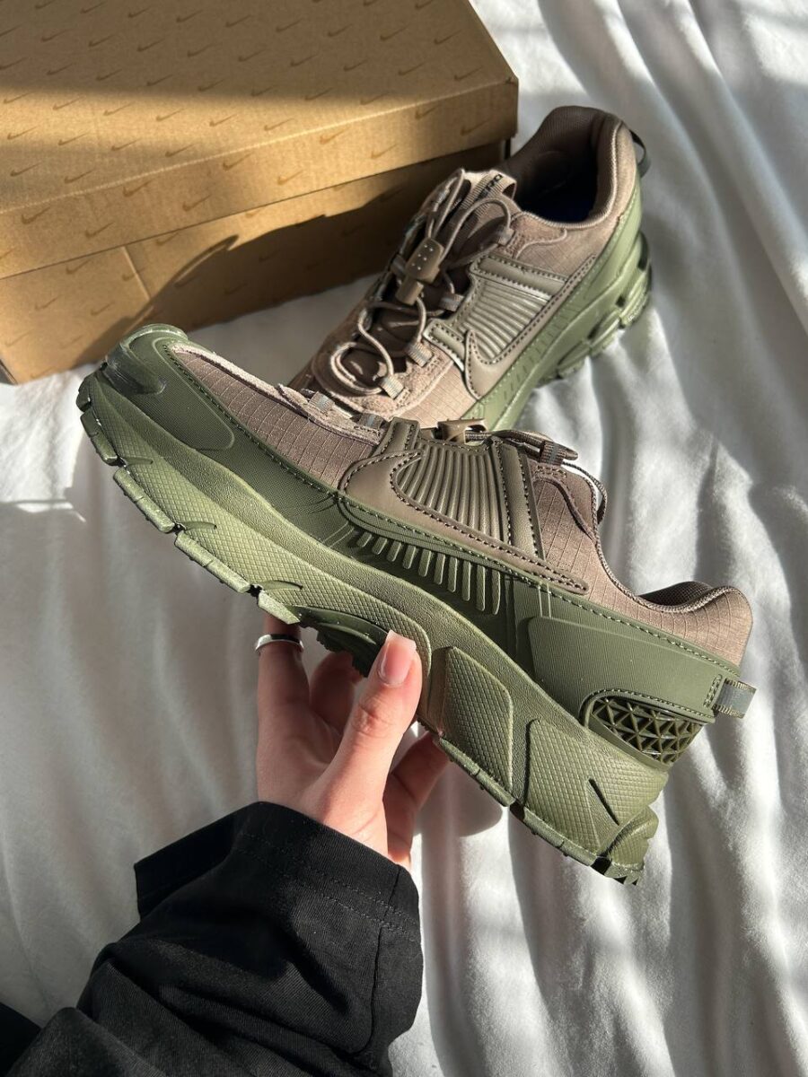 Nike Air Zoom Vomero Roam Mink Brown Medium Olive FV2295-201