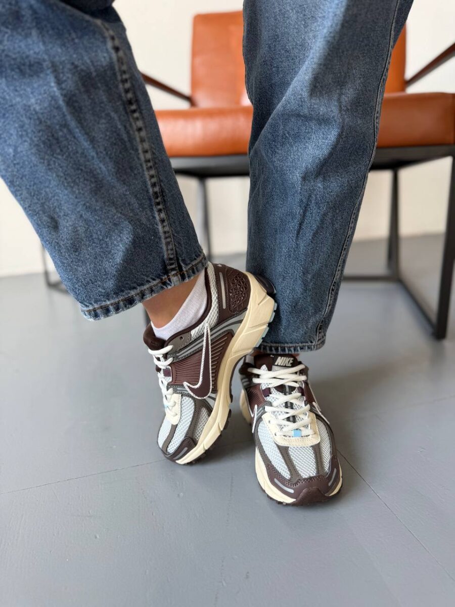 Nike Zoom Vomero 5 Earth Fossil FD9920-022