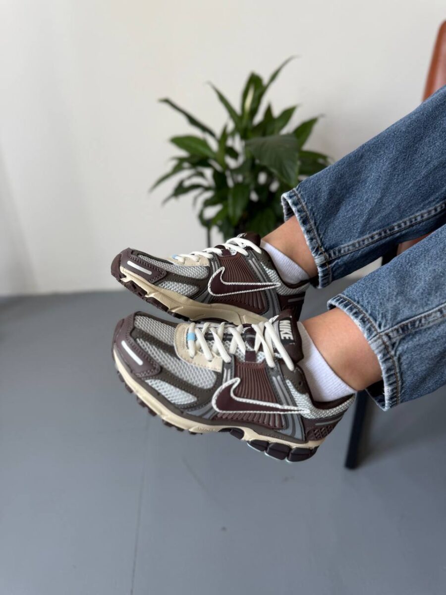 Nike Zoom Vomero 5 Earth Fossil FD9920-022