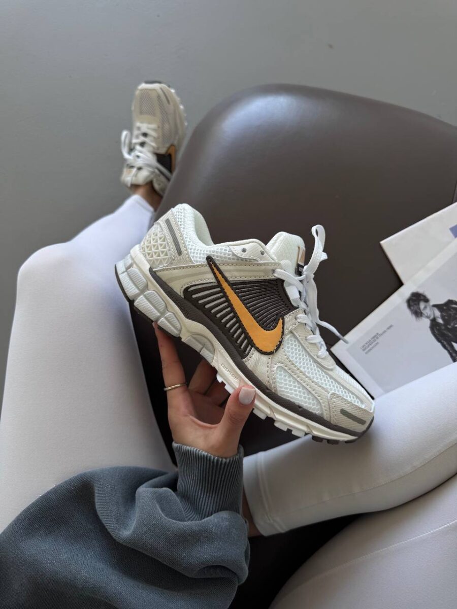 Nike Zoom Vomero 5 Light Bone Sesame HM9657-001