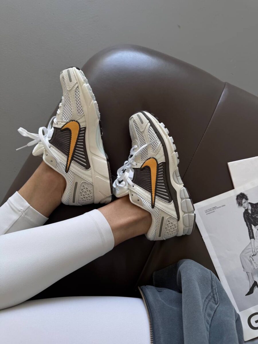 Nike Zoom Vomero 5 Light Bone Sesame HM9657-001