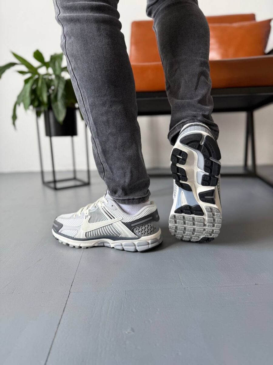 Nike Zoom Vomero 5 Wolf Grey Cool Grey FD9919-001