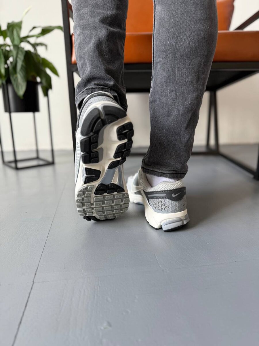 Nike Zoom Vomero 5 Wolf Grey Cool Grey FD9919-001