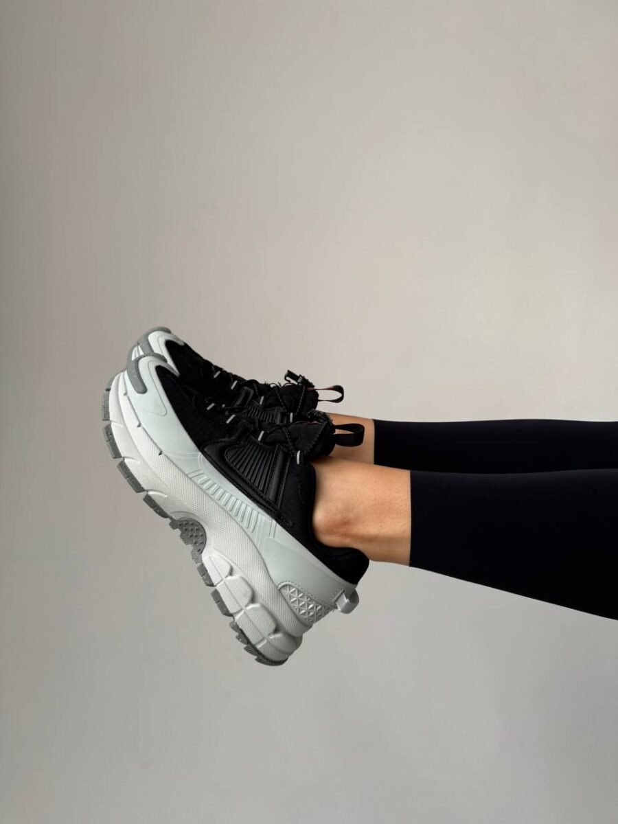 Nike Zoom Vomero Roam Black Light Silver FV2295-001