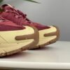 Nike Zoom Vomero Roam Team Red Gold HQ2181-700
