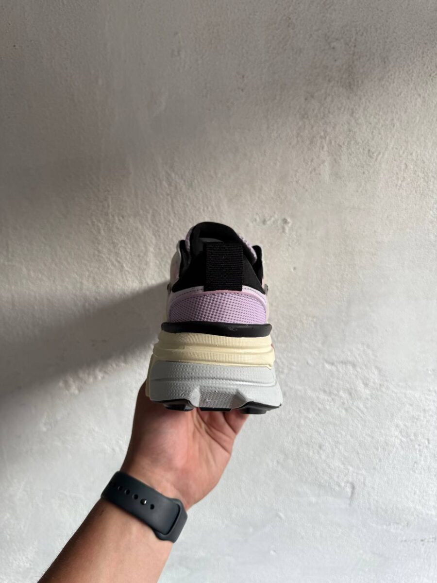 Nike V2K Run Doll Barely Grape HF1876-500