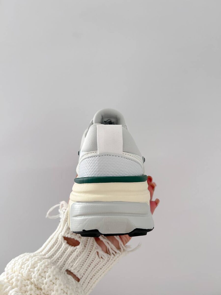 Nike V2K Run Fir FD0736-101