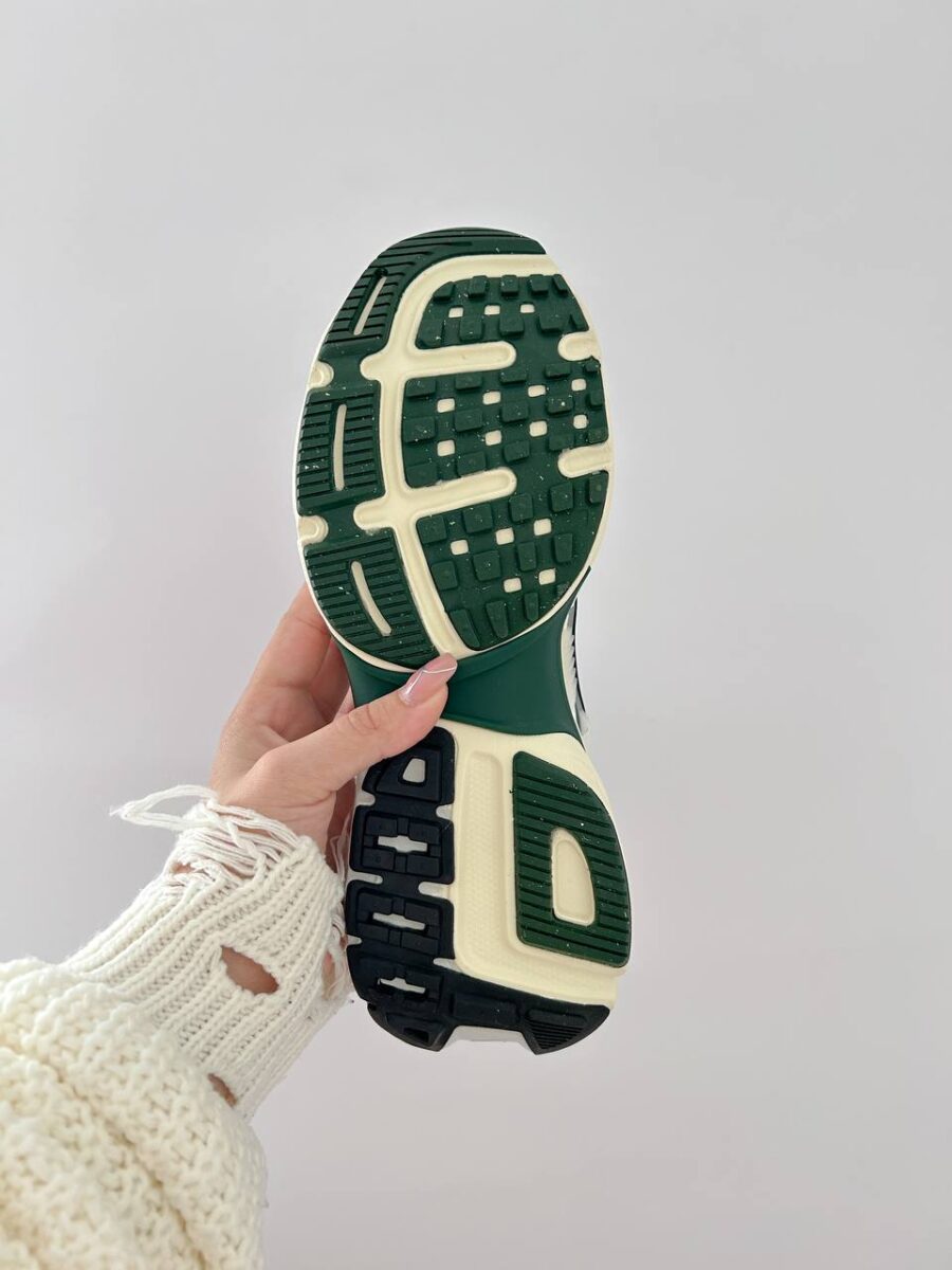 Nike V2K Run Fir FD0736-101