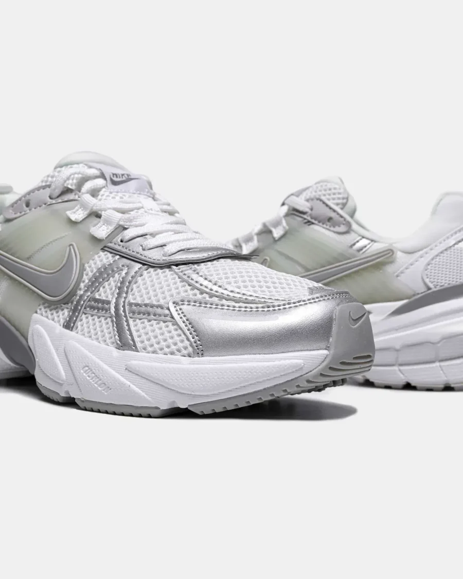 Nike V2K Run Metallic Silver FD0736-104