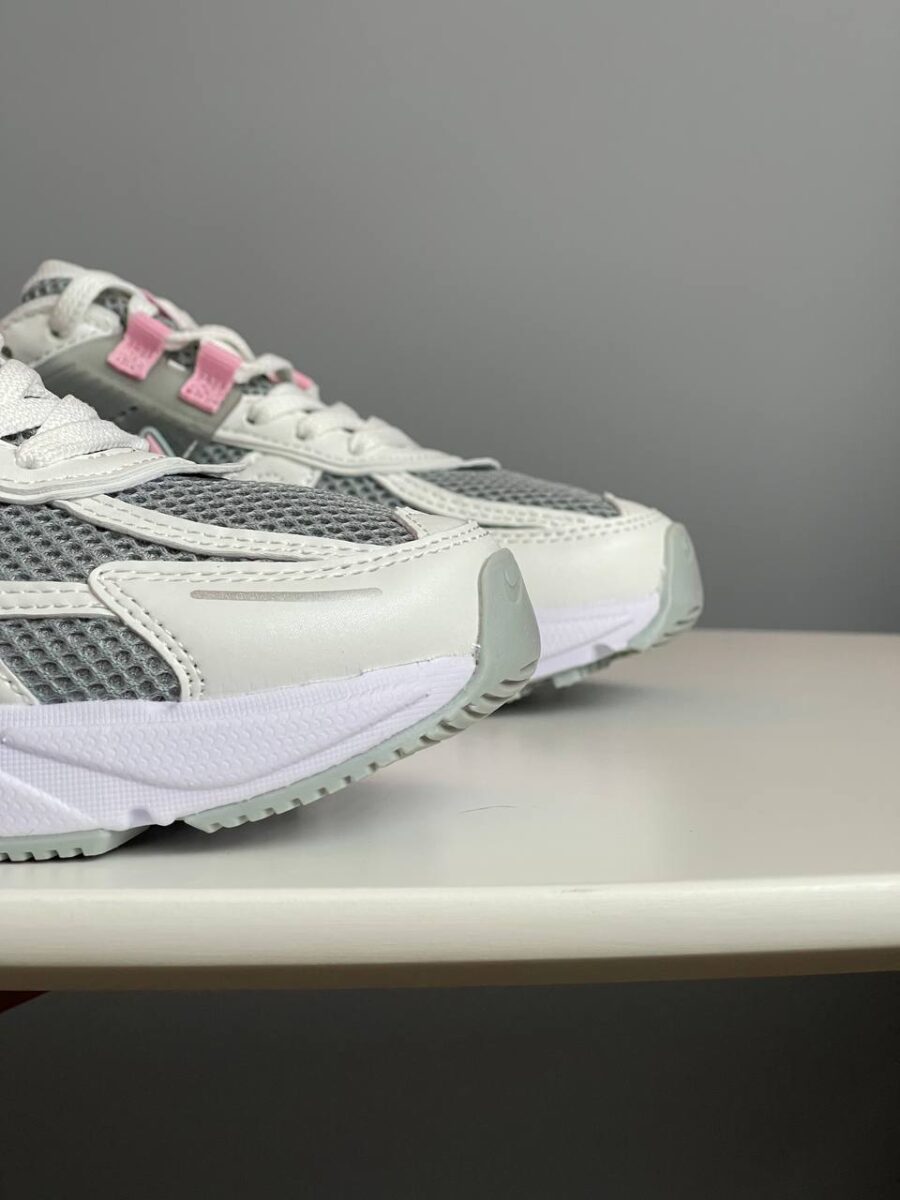 Nike V2K Run Pink Foam HQ4046-001