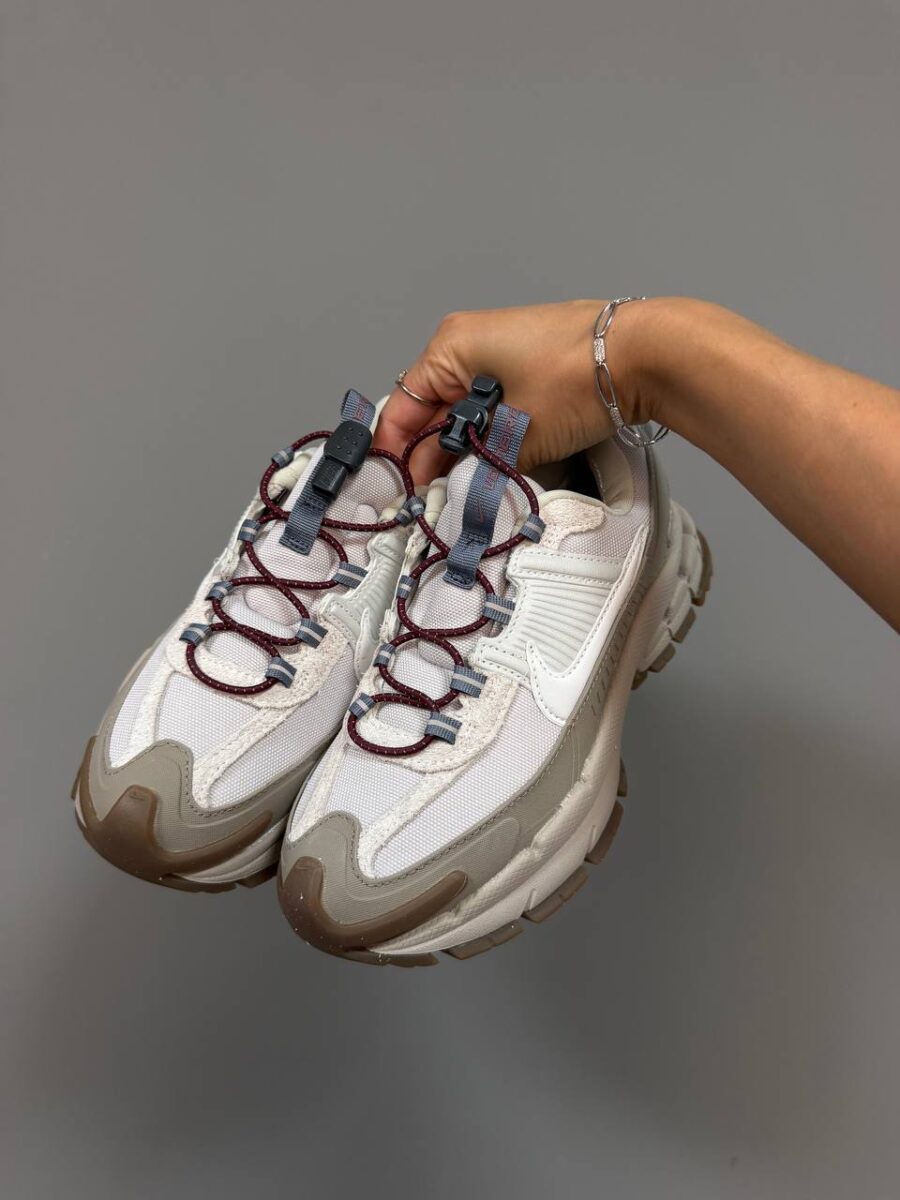 Nike Zoom Vomero Roam College Grey Gum HV4294-009 1